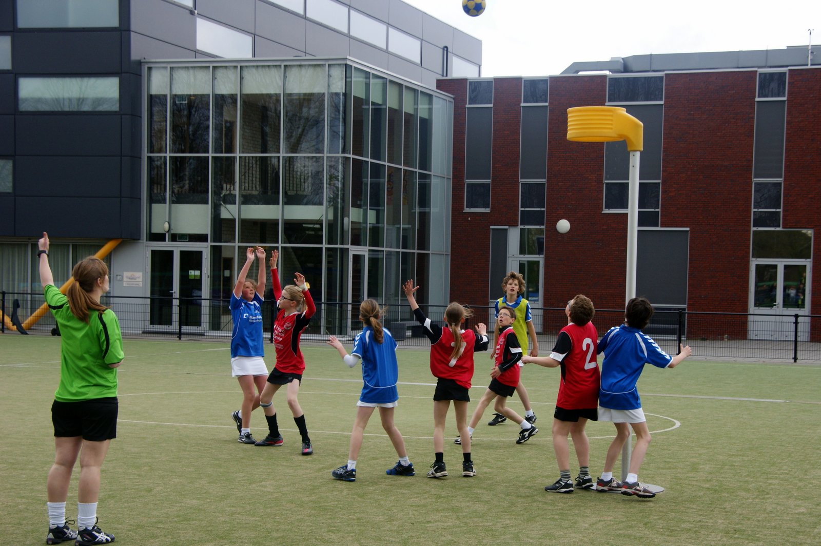 Korfbal D2  21 april-007.JPG